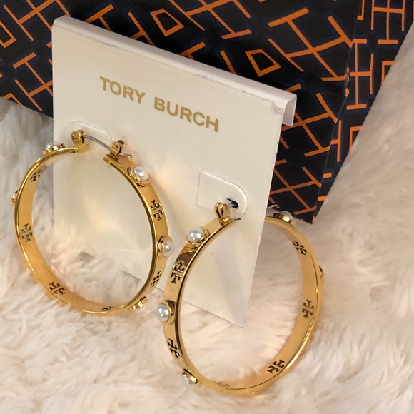 Tory Burch Jewelry - NWT! TORY BURCH Pierced T Pearl/Gold Hoop Earrings